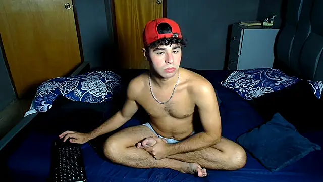 beautiful james online show from December 13, 11:44 pm