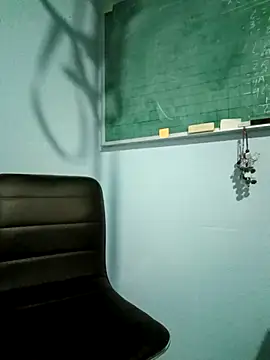 Javierhot666 online show from April 17, 11:07 pm