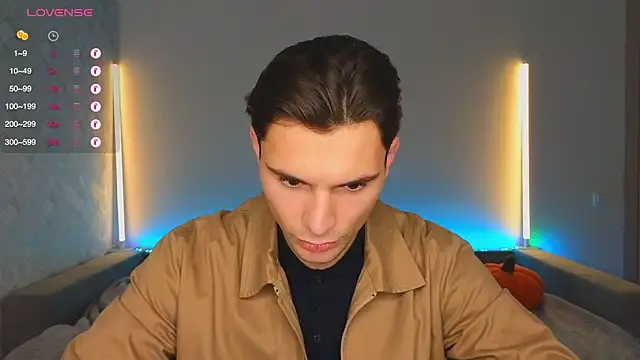 denlover1 online show from November 24, 2:40 pm