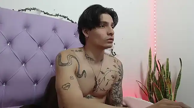 Apolo Hidalgo01 online show from January 19, 3:32 pm