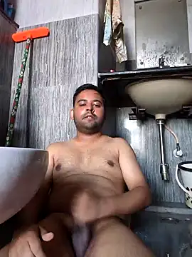 Snapshot of showoff_99 chatting on December 4, 5:49 am showoff 99 online show from December 4, 5:49 am