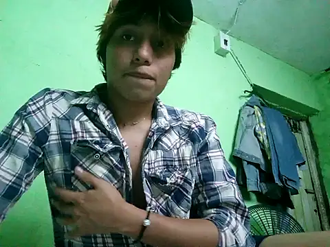 ruygw online show from December 8, 9:02 am