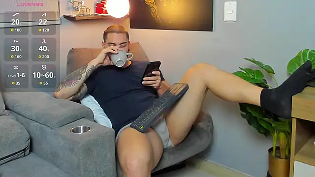 Giorgio-Leone online show from February 3, 3:48 am