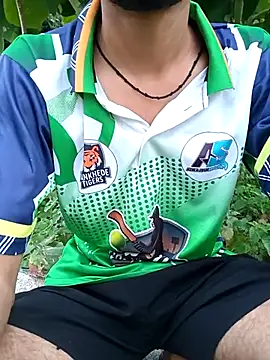 Snapshot of Piyush_2024 chatting on September 19, 1:07 am Piyush 2024 online show from September 19, 1:07 am