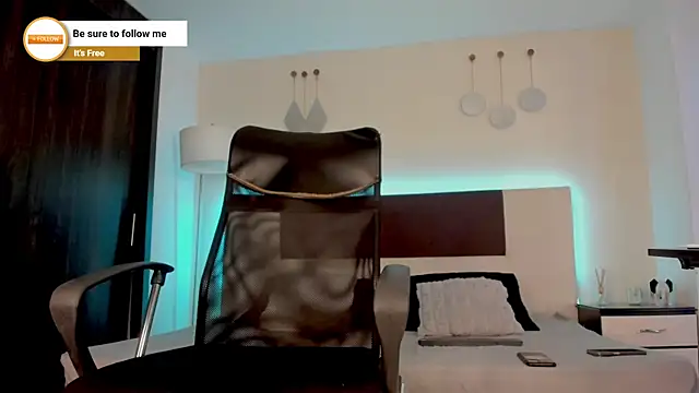 MattDevon online show from December 21, 5:59 am