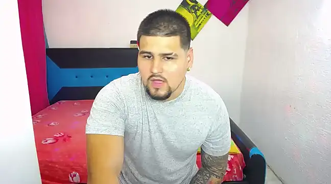 pitbullveryhot online show from March 22, 12:06 am