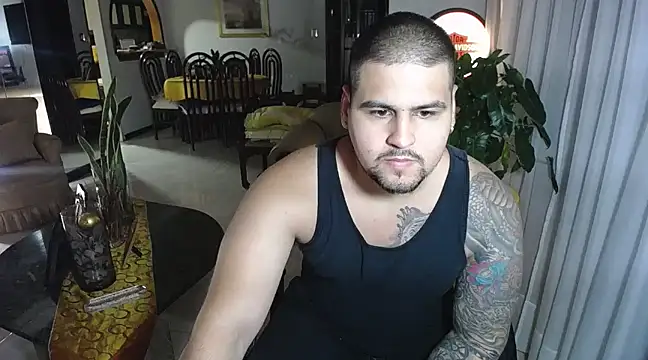 pitbullveryhot online show from February 18, 6:59 am