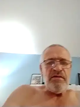 geilerschwanz64 online show from October 20, 1:31 am