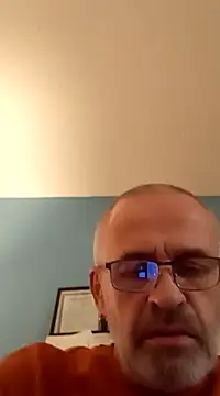 geilerschwanz64 online show from December 12, 11:47 pm