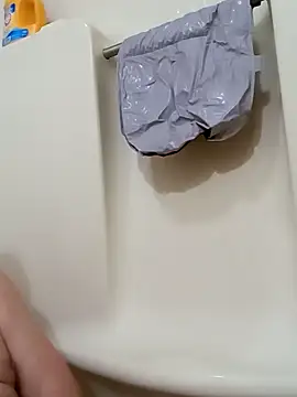 geilerschwanz64 online show from December 21, 10:39 am