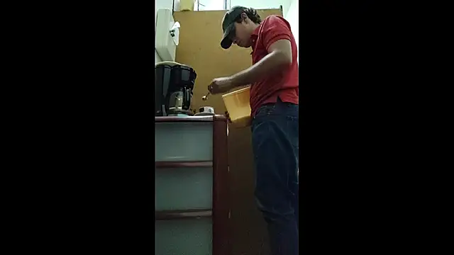 luisfer 306 online show from January 15, 7:44 pm