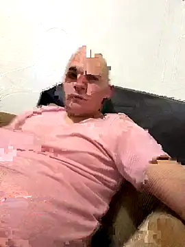 cristianccccc7835 online show from December 14, 6:42 am