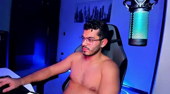 BrunoD31 online show from January 8, 3:51 am