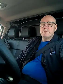 bogland33 online show from April 16, 4:40 pm