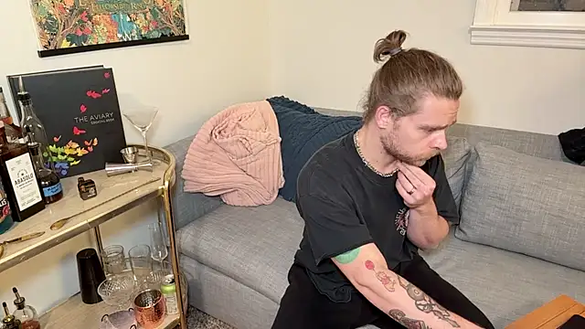 DaddydayDrinkzz online show from December 5, 7:05 am