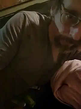 chatwatchcum online show from March 9, 3:44 am