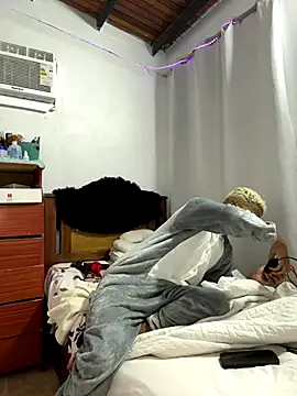 Leo bunny hot online show from October 15, 6:26 pm