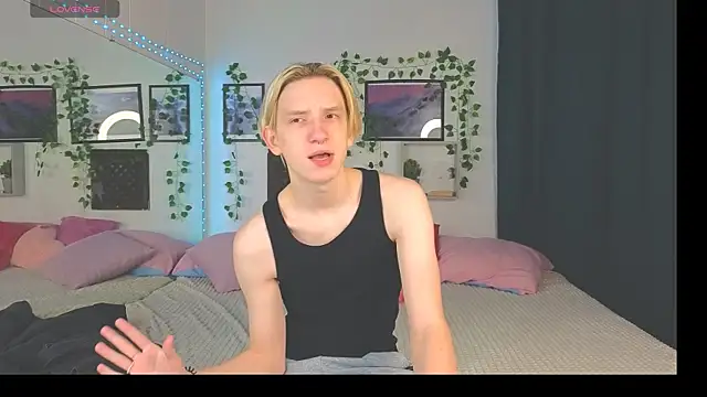 Ron Vils online show from December 7, 3:47 am