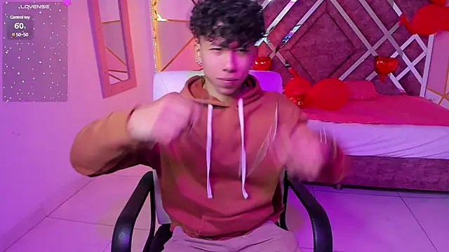 AkazaBoy  online show from February 11, 4:01 am