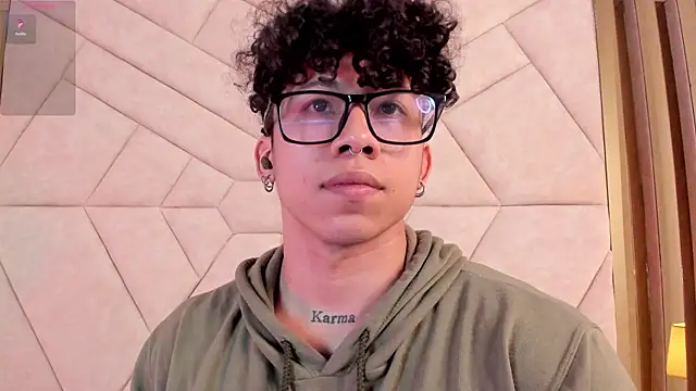 AkazaBoy  online show from October 20, 4:27 am