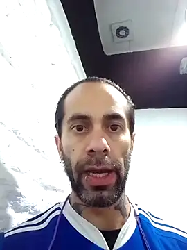 1Amarguetix online show from January 7, 7:11 am