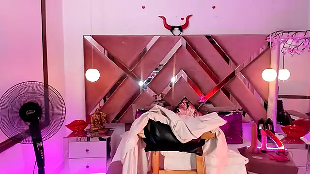 georgie latin99 online show from December 5, 6:26 pm