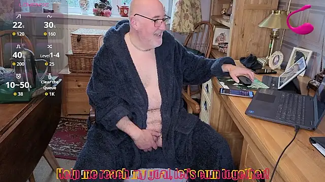 Adamdaddybear online show from January 12, 8:40 am