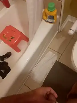 cryptoman1119 online show from December 4, 1:31 pm