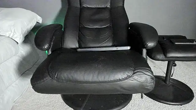 Brock hurn1 online show from December 1, 1:19 am