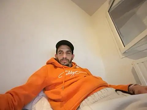 Rebeu313 online show from November 5, 4:31 pm