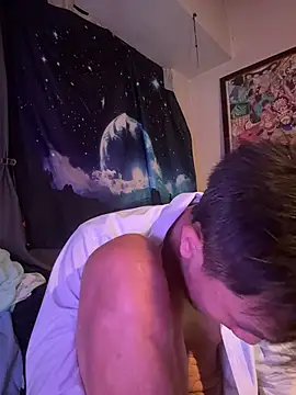 ex199212 online show from October 27, 9:17 pm