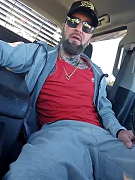 Beardedtattood online show from September 30, 1:47 pm