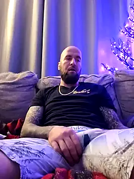 Beardedtattood online show from January 15, 2:38 am