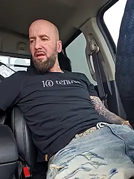 Beardedtattood online show from January 23, 7:40 pm