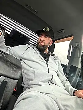 Beardedtattood online show from October 11, 1:59 pm