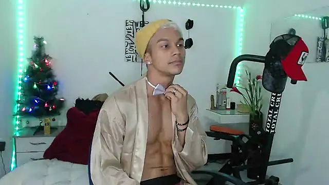 Leonard Price online show from December 16, 11:12 am