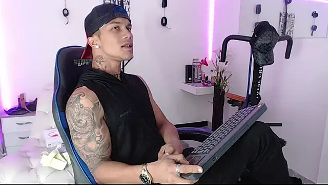 Leonard Price online show from March 6, 9:47 am