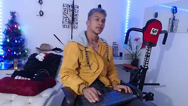 Leonard Price online show from December 31, 2:14 pm