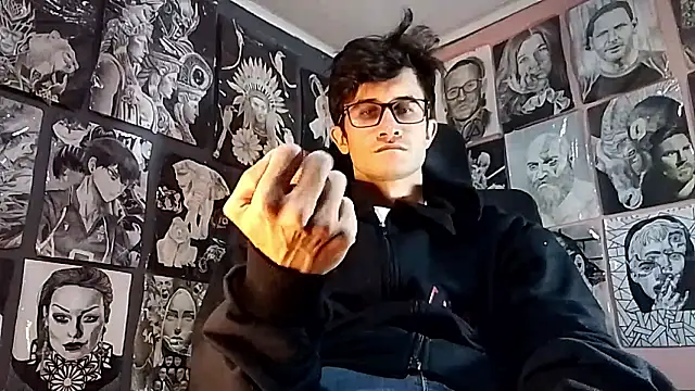 Loggan donnelly online show from January 7, 1:21 am