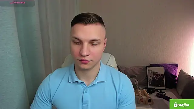 handsome guy01 online show from April 14, 11:43 am