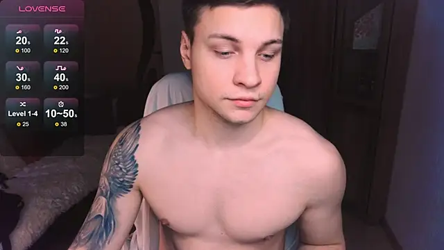 Snapshot of handsome_guy01 chatting on January 26, 7:09 pm handsome guy01 online show from January 26, 7:09 pm