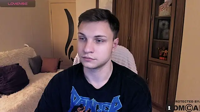 handsome guy01 online show from November 5, 3:36 pm