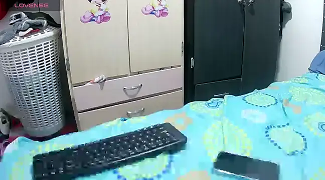 ChubbyCock18 online show from March 6, 8:59 pm