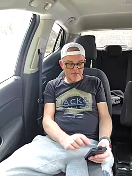 xxJANI2xx online show from March 20, 1:04 pm