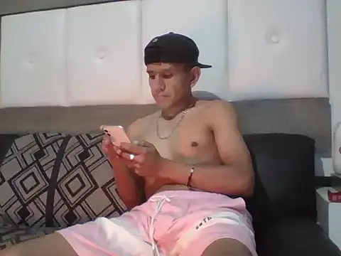 oiram27 online show from November 27, 9:13 am