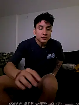 Snapshot of LCarreraa chatting on November 1, 12:20 pm LCarreraa online show from November 1, 12:20 pm