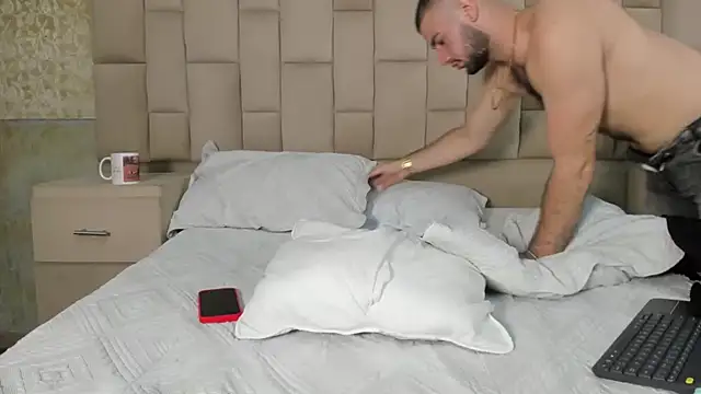 MaximusDick1  online show from October 11, 4:49 am