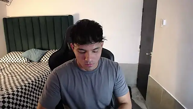 man dur07 online show from October 27, 6:43 pm