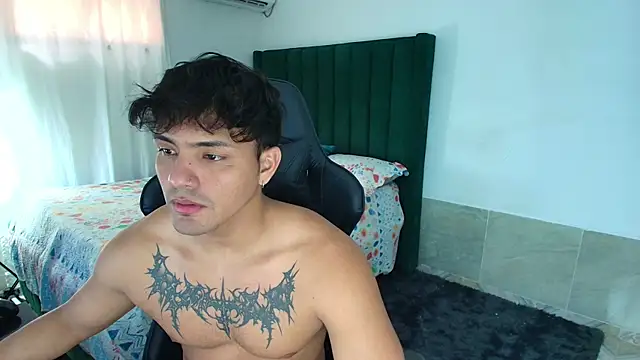 man dur07 online show from February 26, 6:20 pm