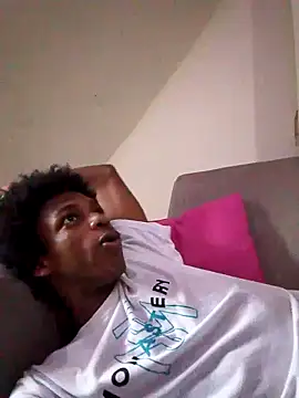 Snapshot of LarryCollin chatting on December 24, 8:38 pm LarryCollin online show from December 24, 8:38 pm